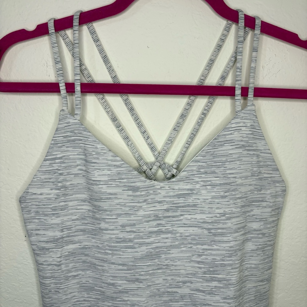 Lululemon Create Your Calm Tank size 8 - Picture 3 of 15